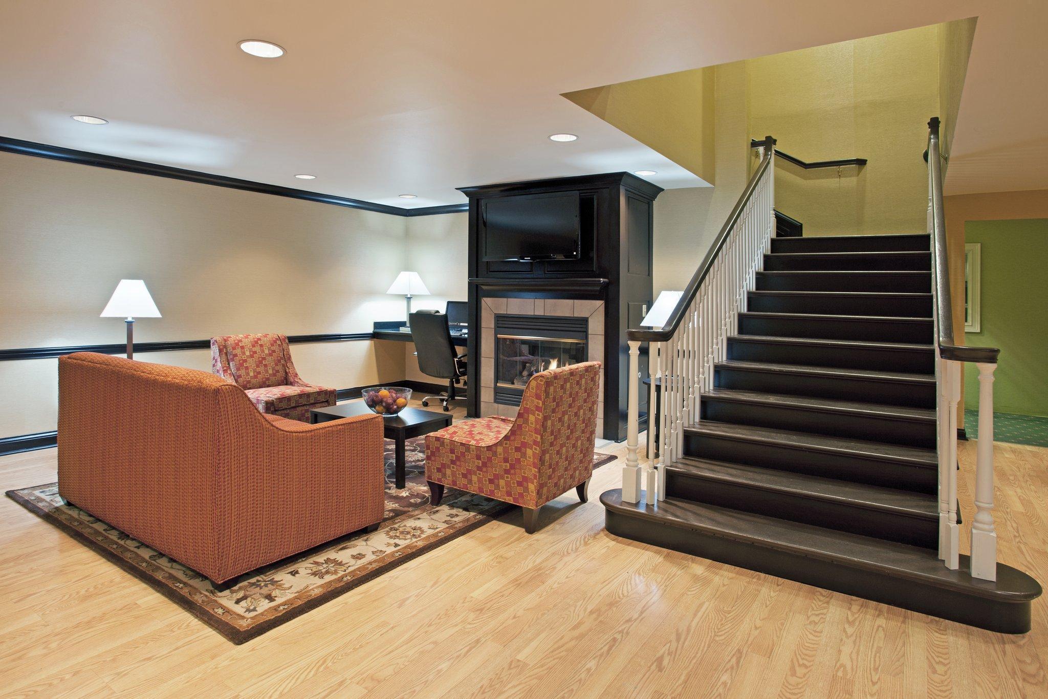 Holiday Inn Express & Suites Columbus East - Reynoldsburg By Ihg Eksteriør bilde